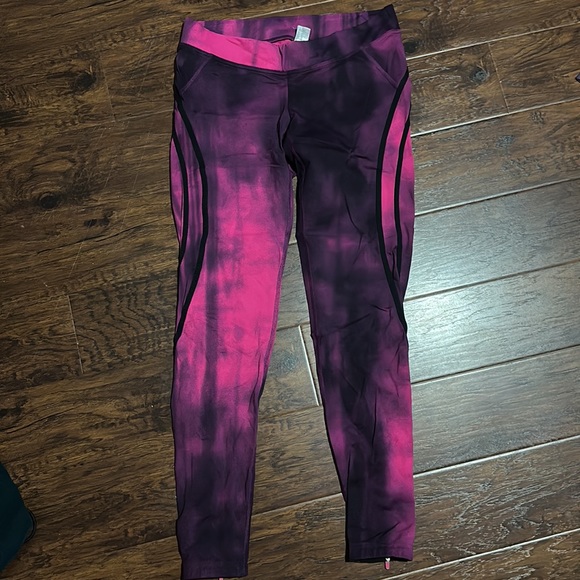 Better bodies grunge leggings . Size medium. Fushia and black . - Picture 3 of 3
